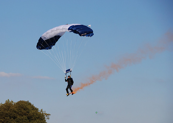 Exit Parachute Display Team