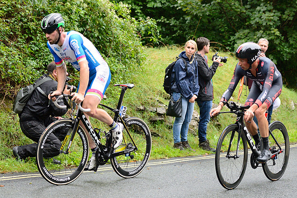Ian Bibby catching Daniel McLay