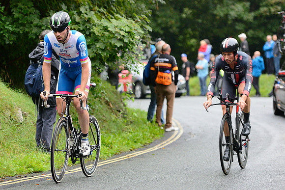 Ian Bibby catching Daniel McLay