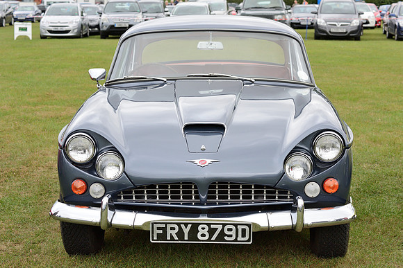 1966 Jensen C-V8