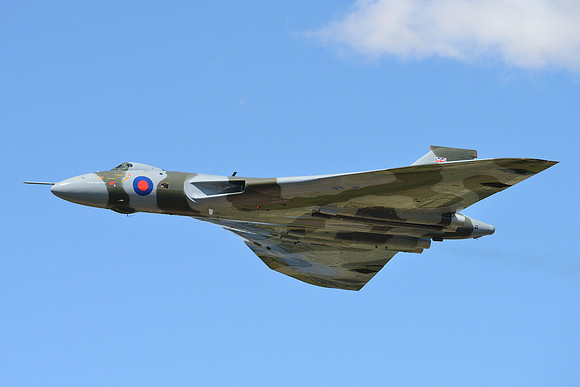Vulcan XH558