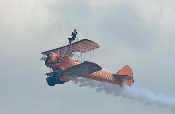 Breitling Wingwalkers - Boeing Stearman A75